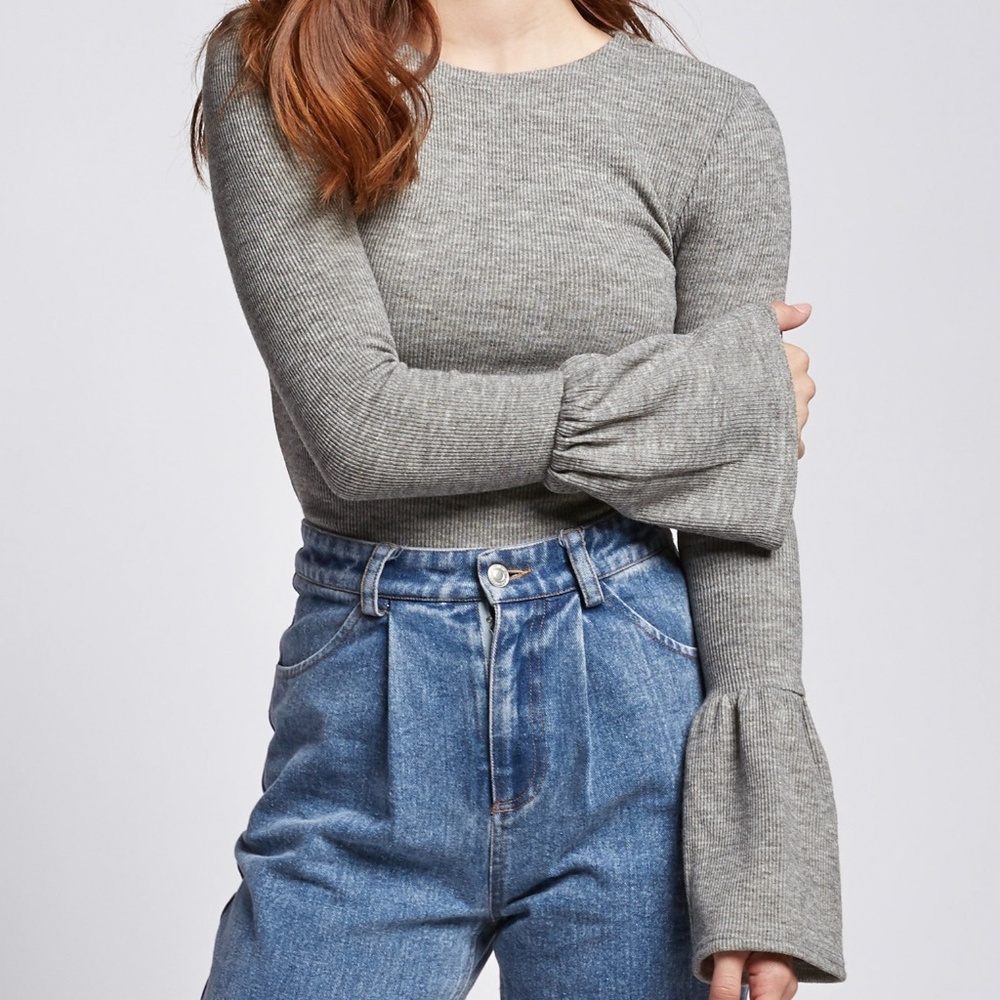 XS Eggie Gray Sashay Long Sleeve Top